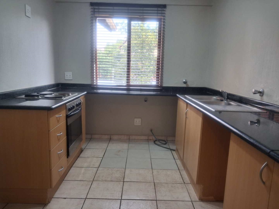2 Bedroom Property for Sale in Willowbrook Gauteng