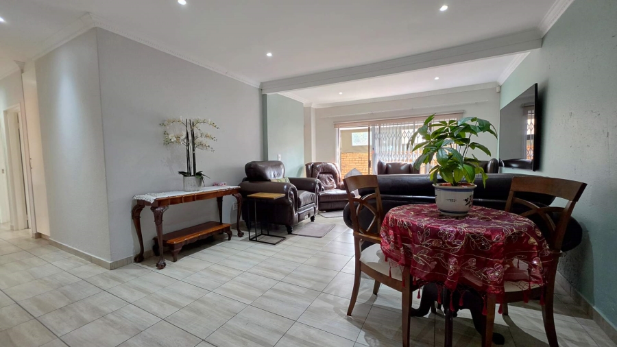 3 Bedroom Property for Sale in New Redruth Gauteng