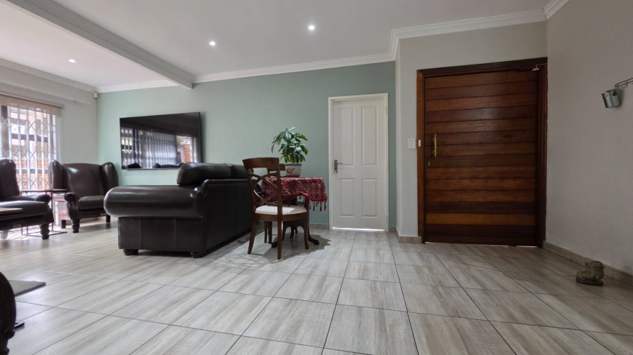 3 Bedroom Property for Sale in New Redruth Gauteng