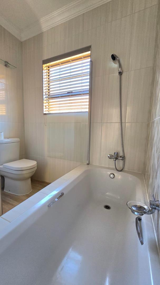 3 Bedroom Property for Sale in New Redruth Gauteng