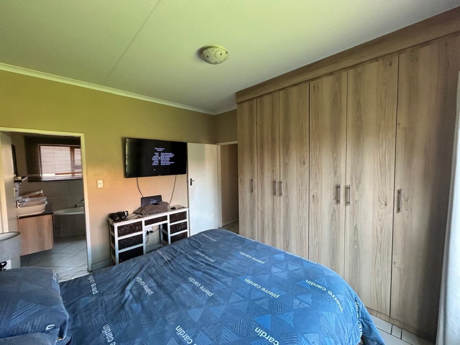 3 Bedroom Property for Sale in Riversdale Gauteng