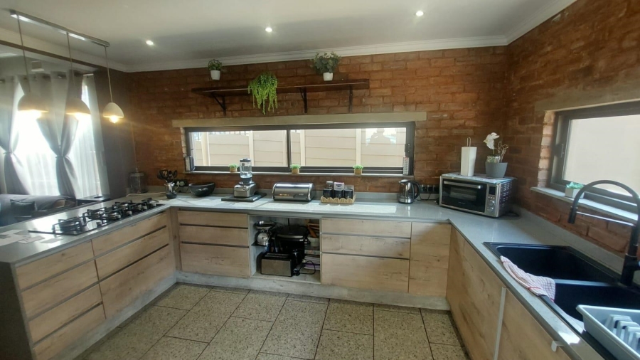 3 Bedroom Property for Sale in Alberton Gauteng