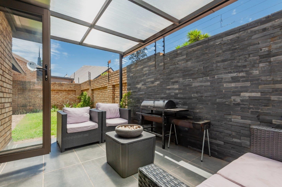 3 Bedroom Property for Sale in New Redruth Gauteng