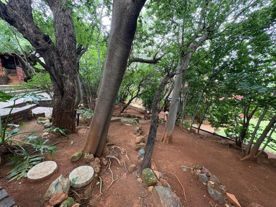 4 Bedroom Property for Sale in Mulbarton Gauteng