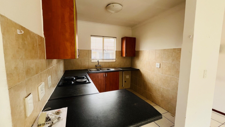2 Bedroom Property for Sale in Parkrand Gauteng