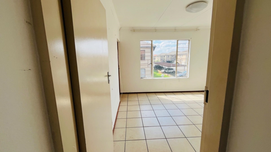 2 Bedroom Property for Sale in Parkrand Gauteng