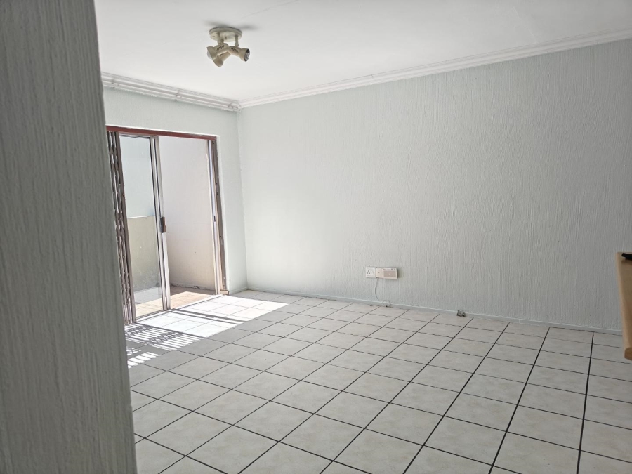 2 Bedroom Property for Sale in Vorna Valley Gauteng