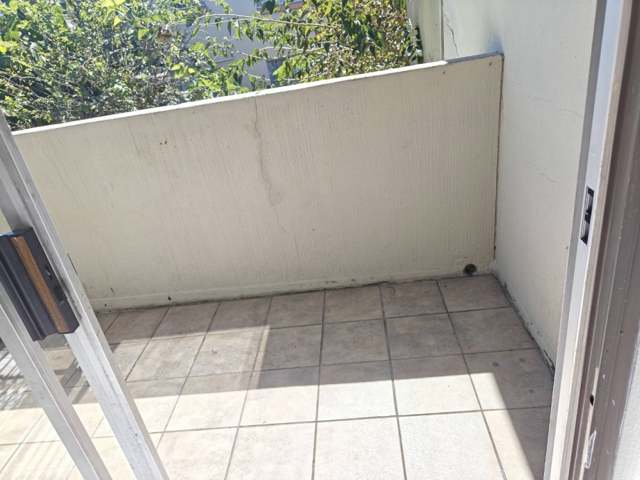 2 Bedroom Property for Sale in Vorna Valley Gauteng