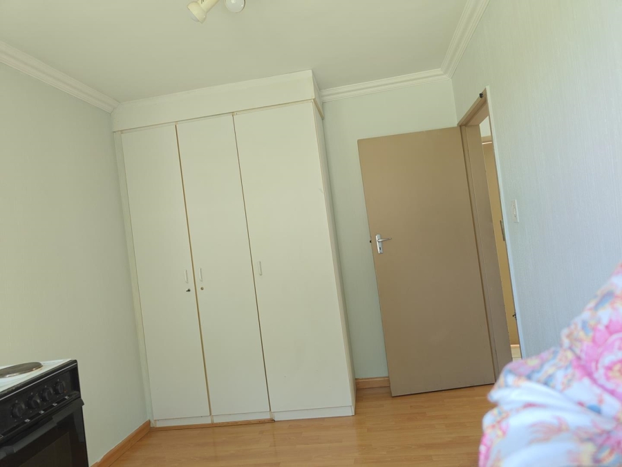 2 Bedroom Property for Sale in Vorna Valley Gauteng