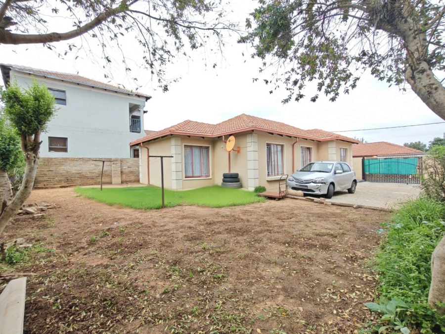 3 Bedroom Property for Sale in Cosmo City Gauteng