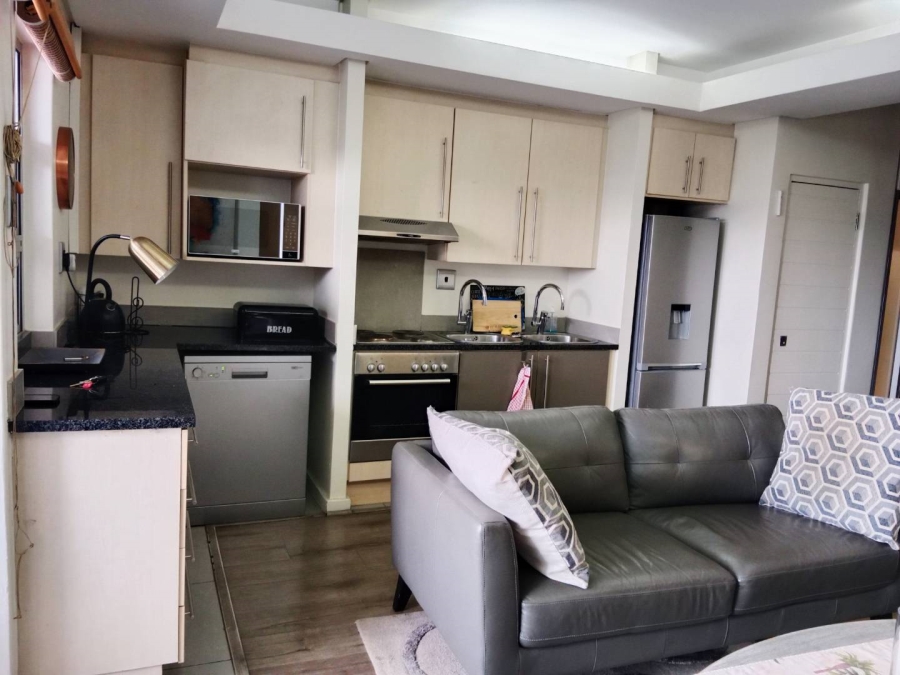 To Let 1 Bedroom Property for Rent in Glenhazel Gauteng