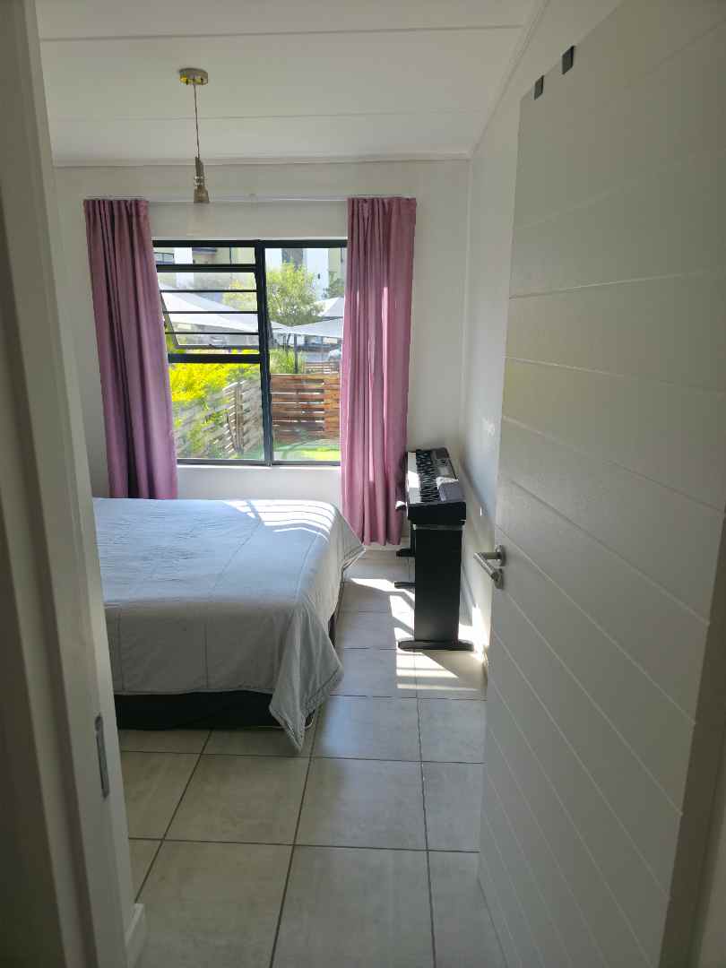 To Let 1 Bedroom Property for Rent in Linbro Park Gauteng