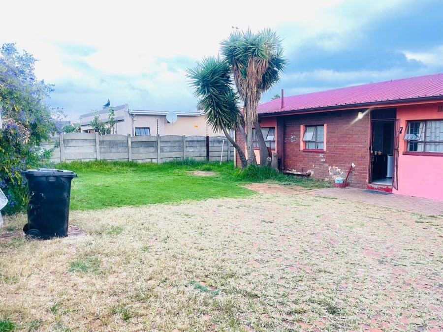 3 Bedroom Property for Sale in Klopperpark Gauteng
