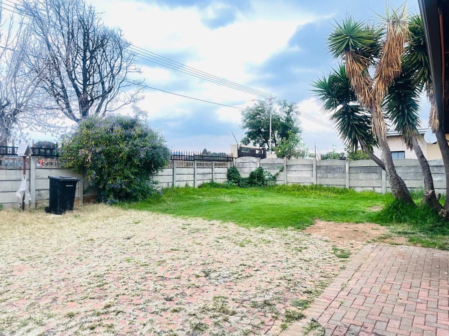 3 Bedroom Property for Sale in Klopperpark Gauteng
