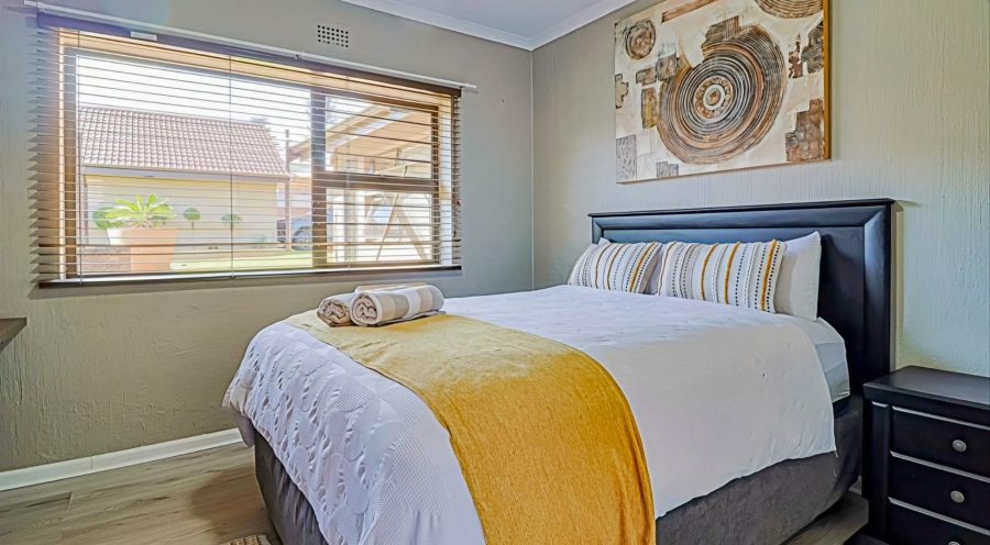 5 Bedroom Property for Sale in Verwoerdpark Gauteng