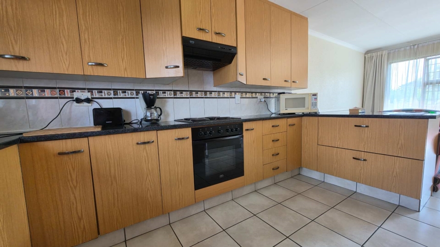 2 Bedroom Property for Sale in Verwoerdpark Gauteng