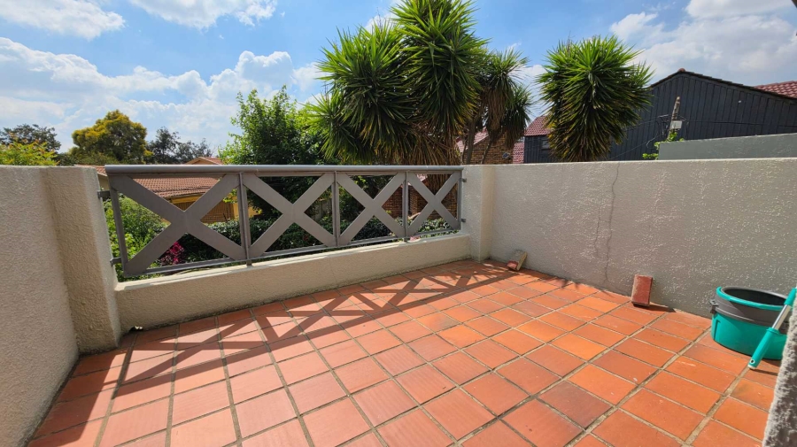 2 Bedroom Property for Sale in Verwoerdpark Gauteng