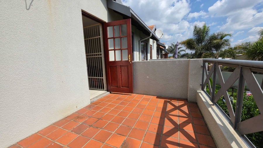 2 Bedroom Property for Sale in Verwoerdpark Gauteng
