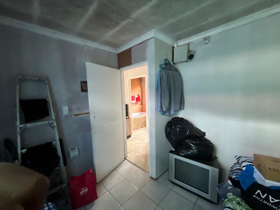 To Let 2 Bedroom Property for Rent in Mahube Valley Gauteng
