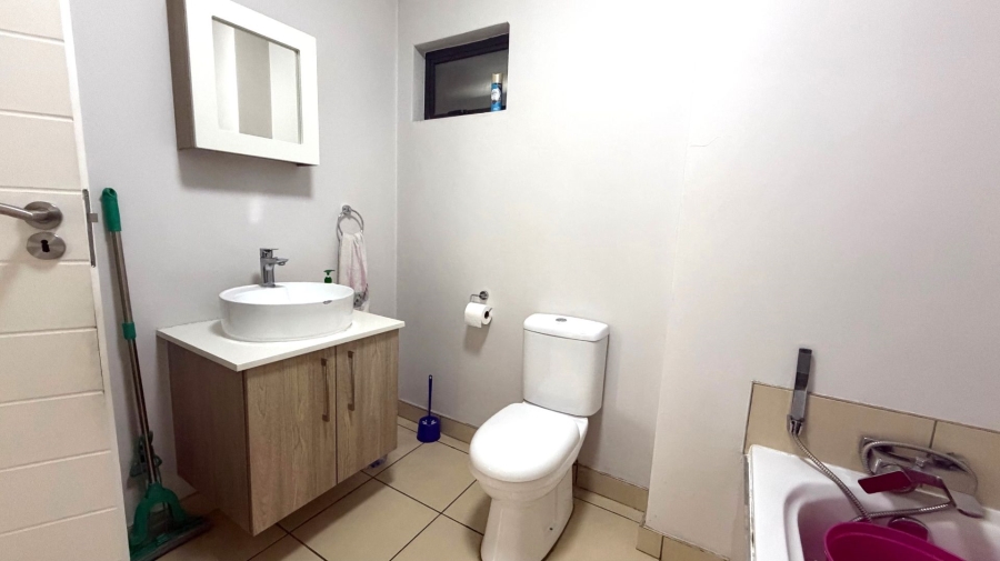 1 Bedroom Property for Sale in Halfway Gardens Gauteng