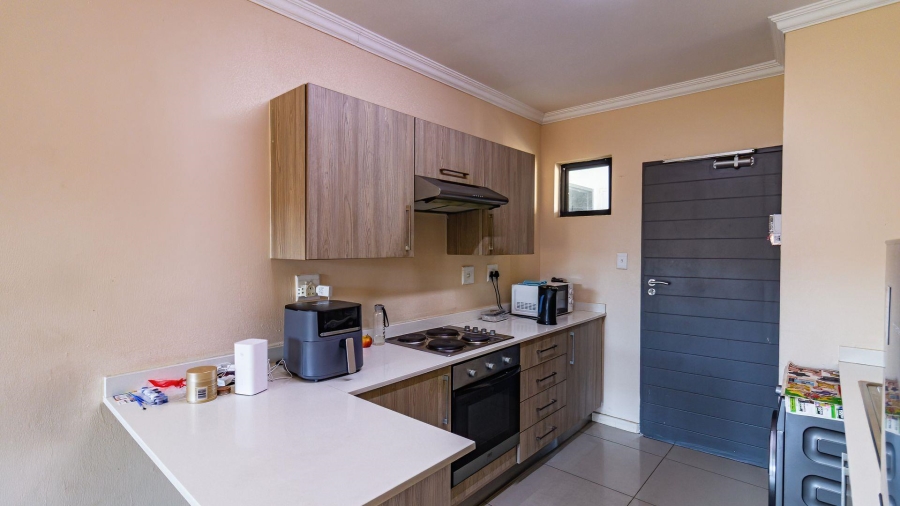 1 Bedroom Property for Sale in Halfway Gardens Gauteng