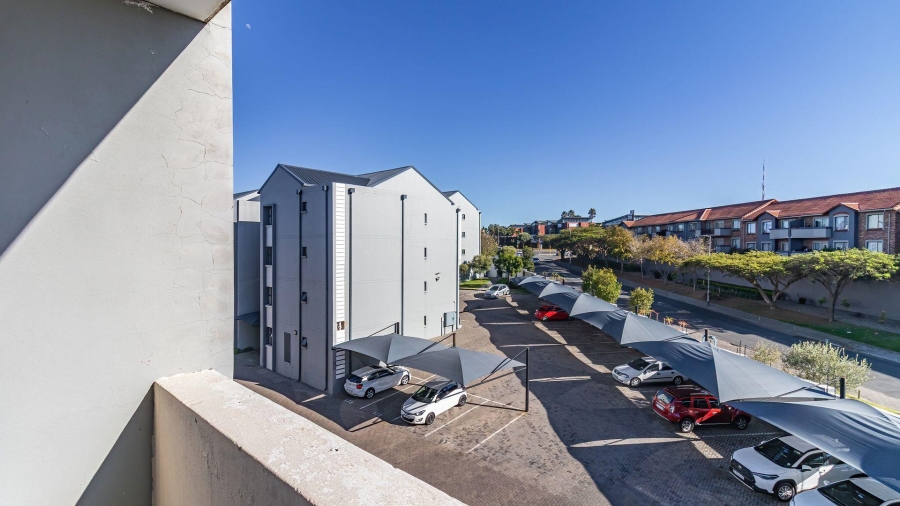 1 Bedroom Property for Sale in Halfway Gardens Gauteng