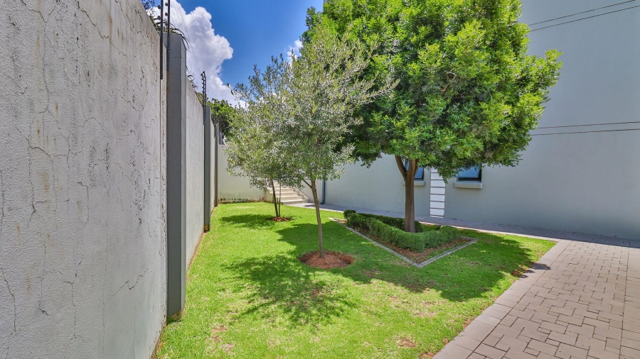1 Bedroom Property for Sale in Halfway Gardens Gauteng