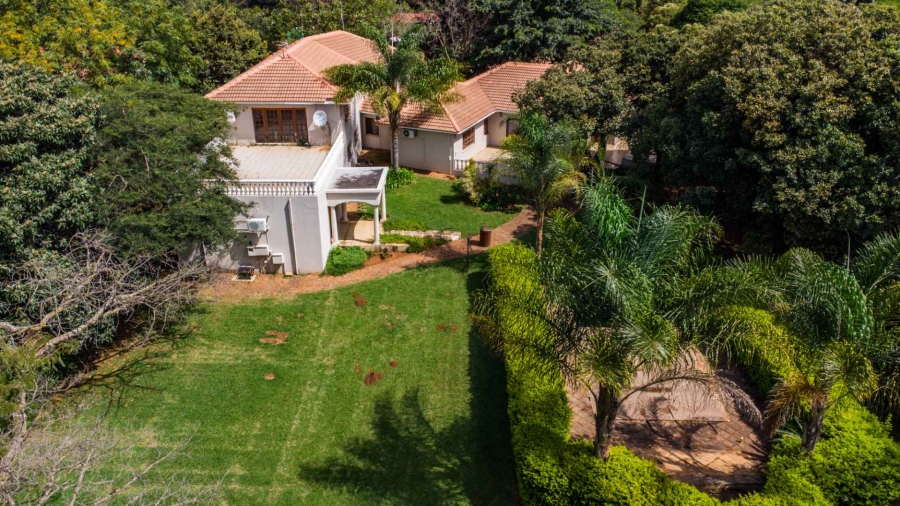 7 Bedroom Property for Sale in Zwavelpoort Gauteng