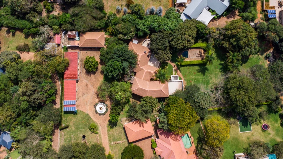 7 Bedroom Property for Sale in Zwavelpoort Gauteng