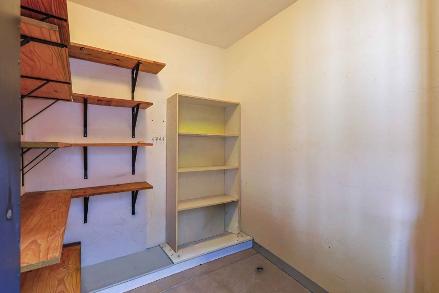 7 Bedroom Property for Sale in Zwavelpoort Gauteng