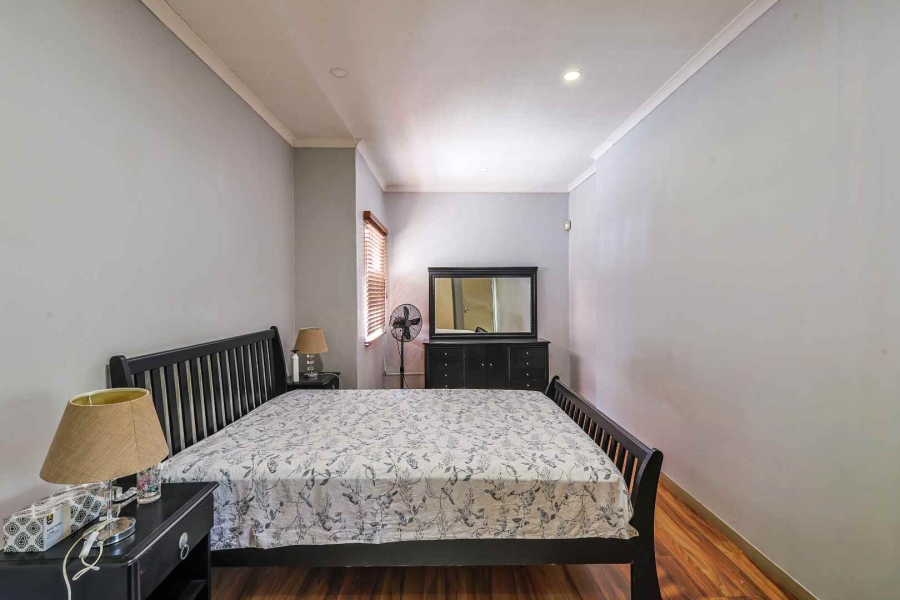 7 Bedroom Property for Sale in Zwavelpoort Gauteng