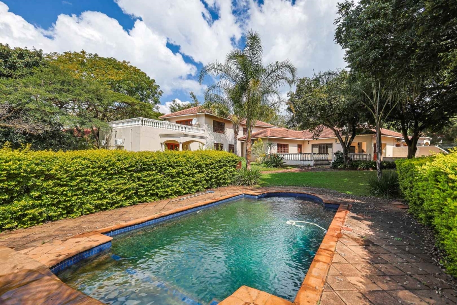 7 Bedroom Property for Sale in Zwavelpoort Gauteng