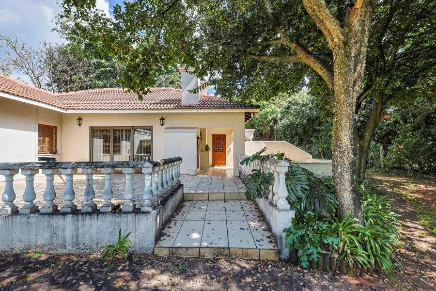 7 Bedroom Property for Sale in Zwavelpoort Gauteng