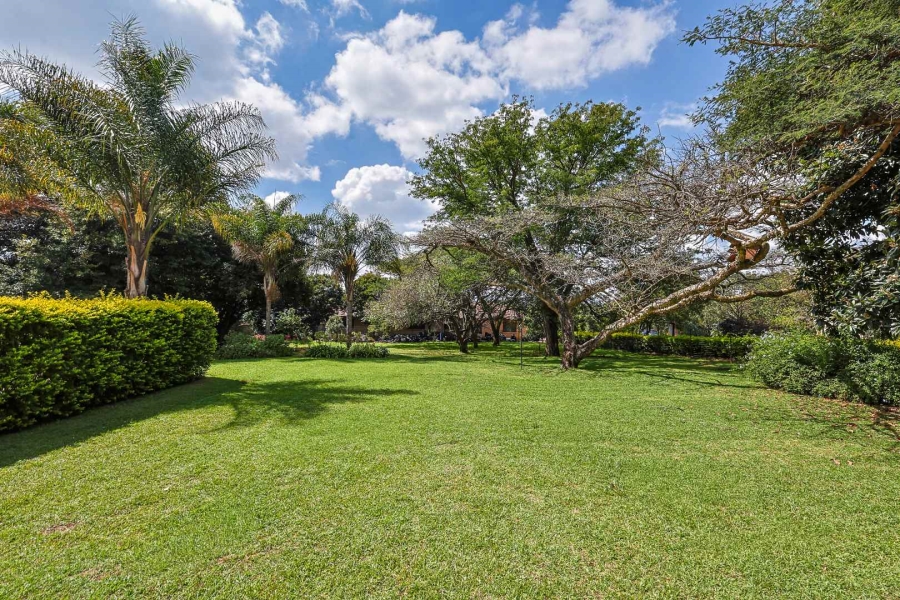 7 Bedroom Property for Sale in Zwavelpoort Gauteng