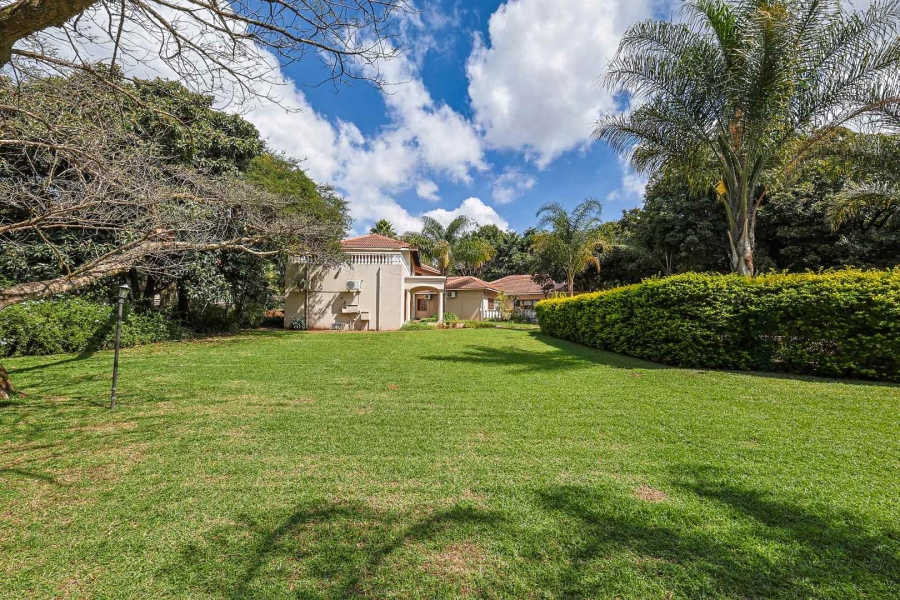 7 Bedroom Property for Sale in Zwavelpoort Gauteng