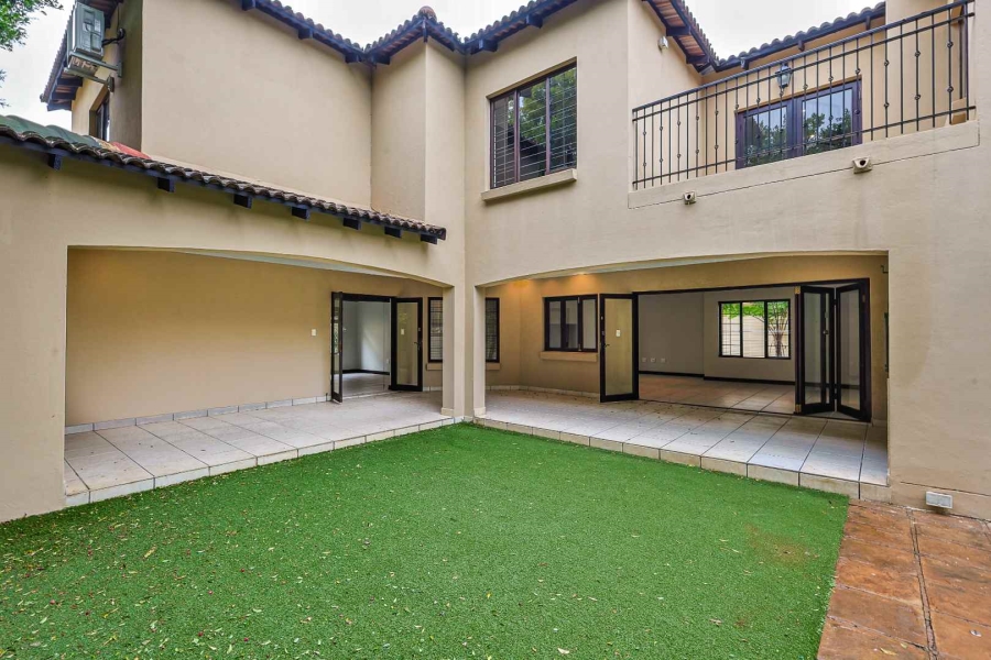 4 Bedroom Property for Sale in Sterrewag Gauteng