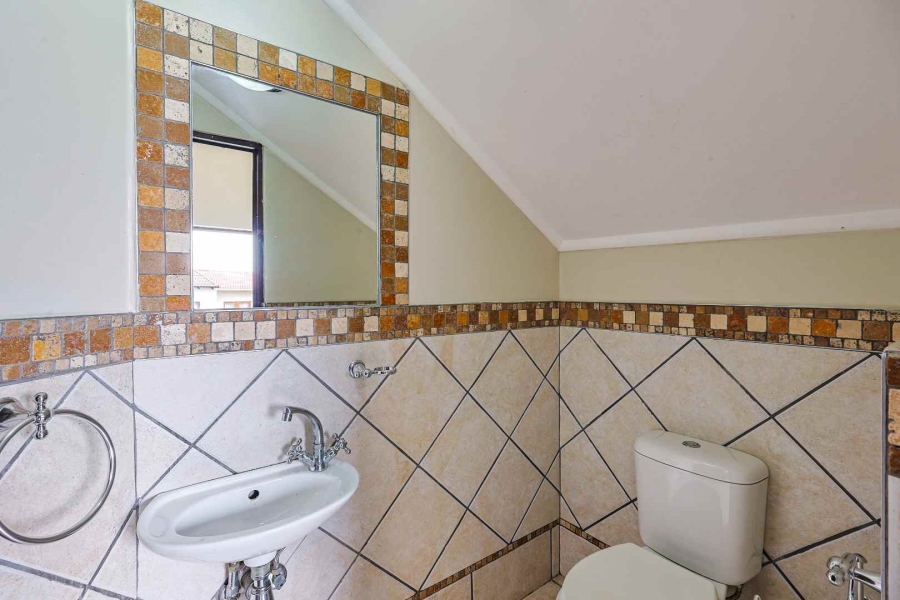 4 Bedroom Property for Sale in Sterrewag Gauteng