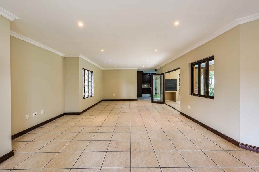4 Bedroom Property for Sale in Sterrewag Gauteng