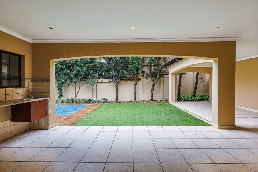 4 Bedroom Property for Sale in Sterrewag Gauteng