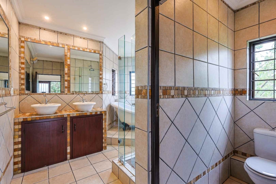 4 Bedroom Property for Sale in Sterrewag Gauteng