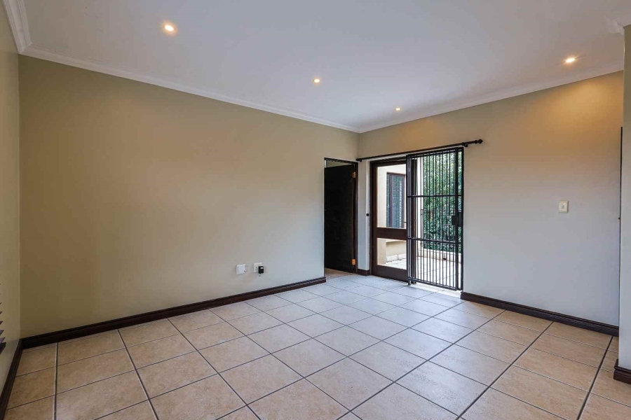 4 Bedroom Property for Sale in Sterrewag Gauteng