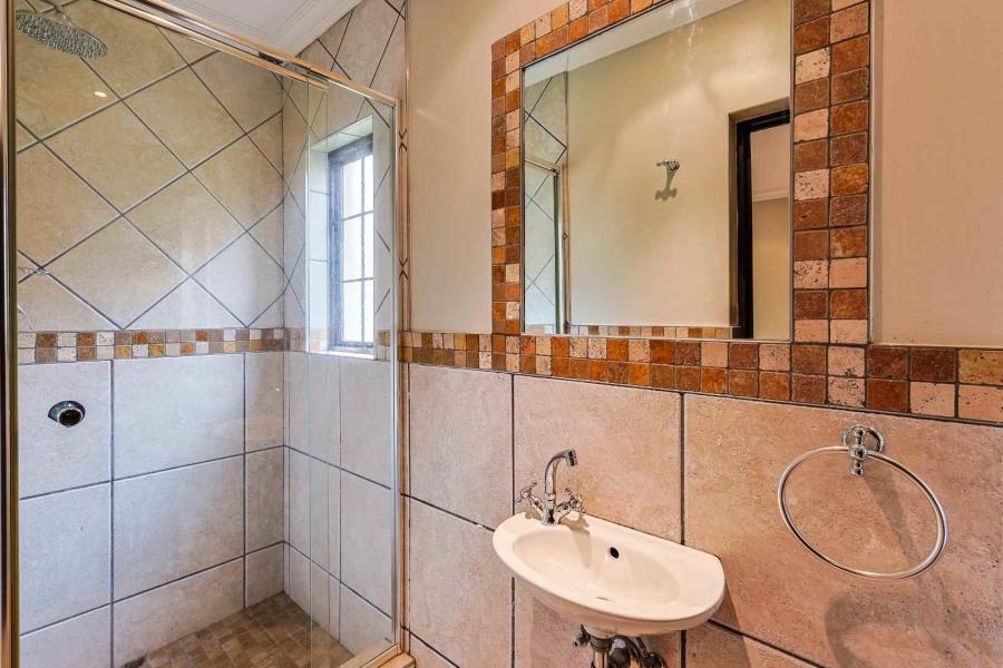 4 Bedroom Property for Sale in Sterrewag Gauteng