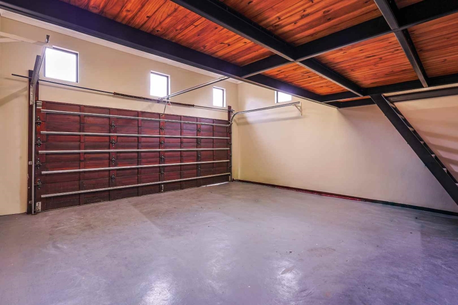 4 Bedroom Property for Sale in Sterrewag Gauteng