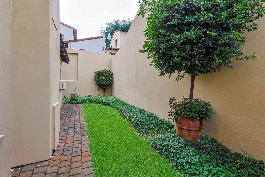 4 Bedroom Property for Sale in Sterrewag Gauteng