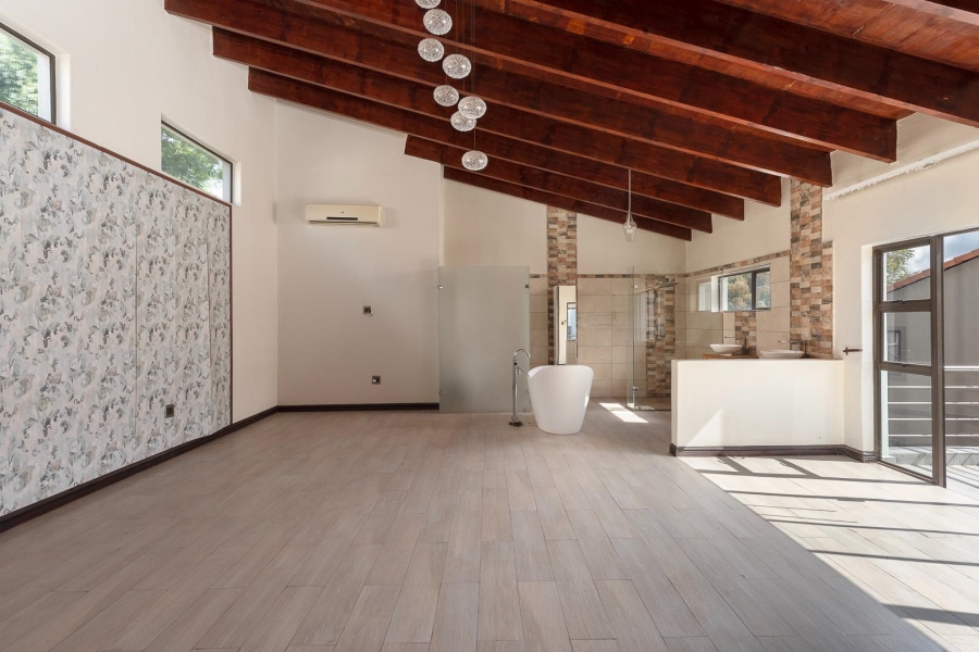 4 Bedroom Property for Sale in Stone River Estate Gauteng