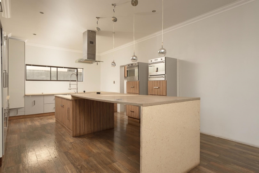 4 Bedroom Property for Sale in Stone River Estate Gauteng