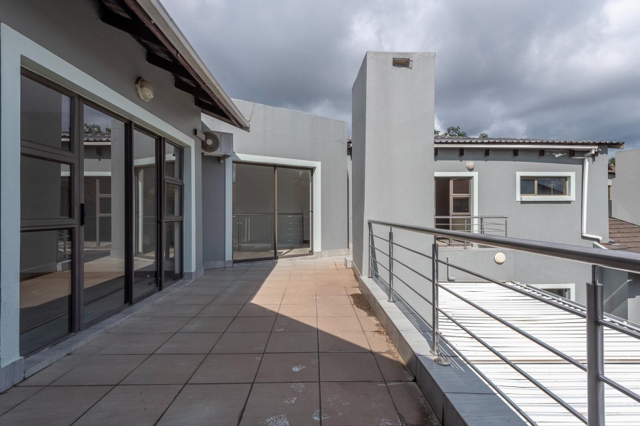 4 Bedroom Property for Sale in Stone River Estate Gauteng