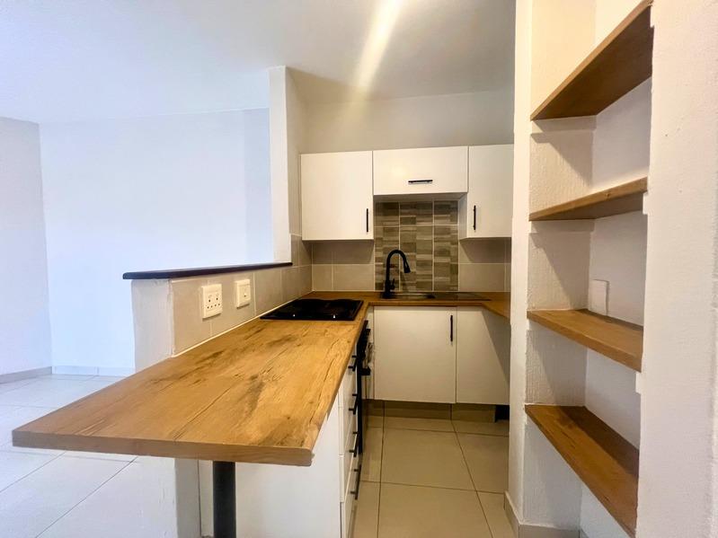 2 Bedroom Property for Sale in Wilgeheuwel Gauteng