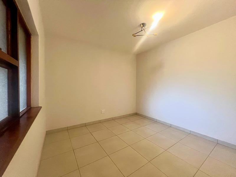 2 Bedroom Property for Sale in Wilgeheuwel Gauteng