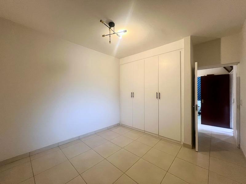 2 Bedroom Property for Sale in Wilgeheuwel Gauteng